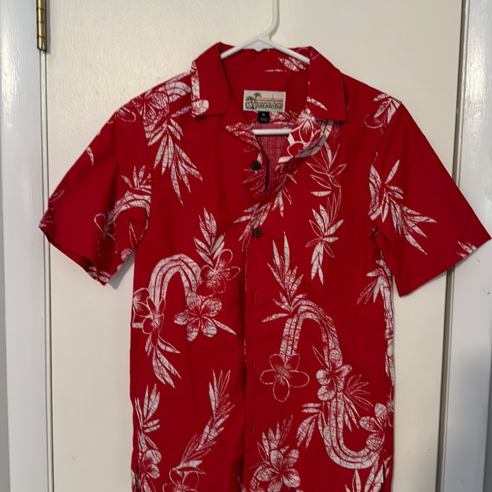 Boys Patagonia button down shirt. Size XL.